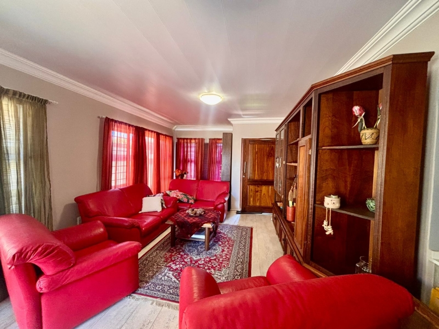 2 Bedroom Property for Sale in Flamwood North West